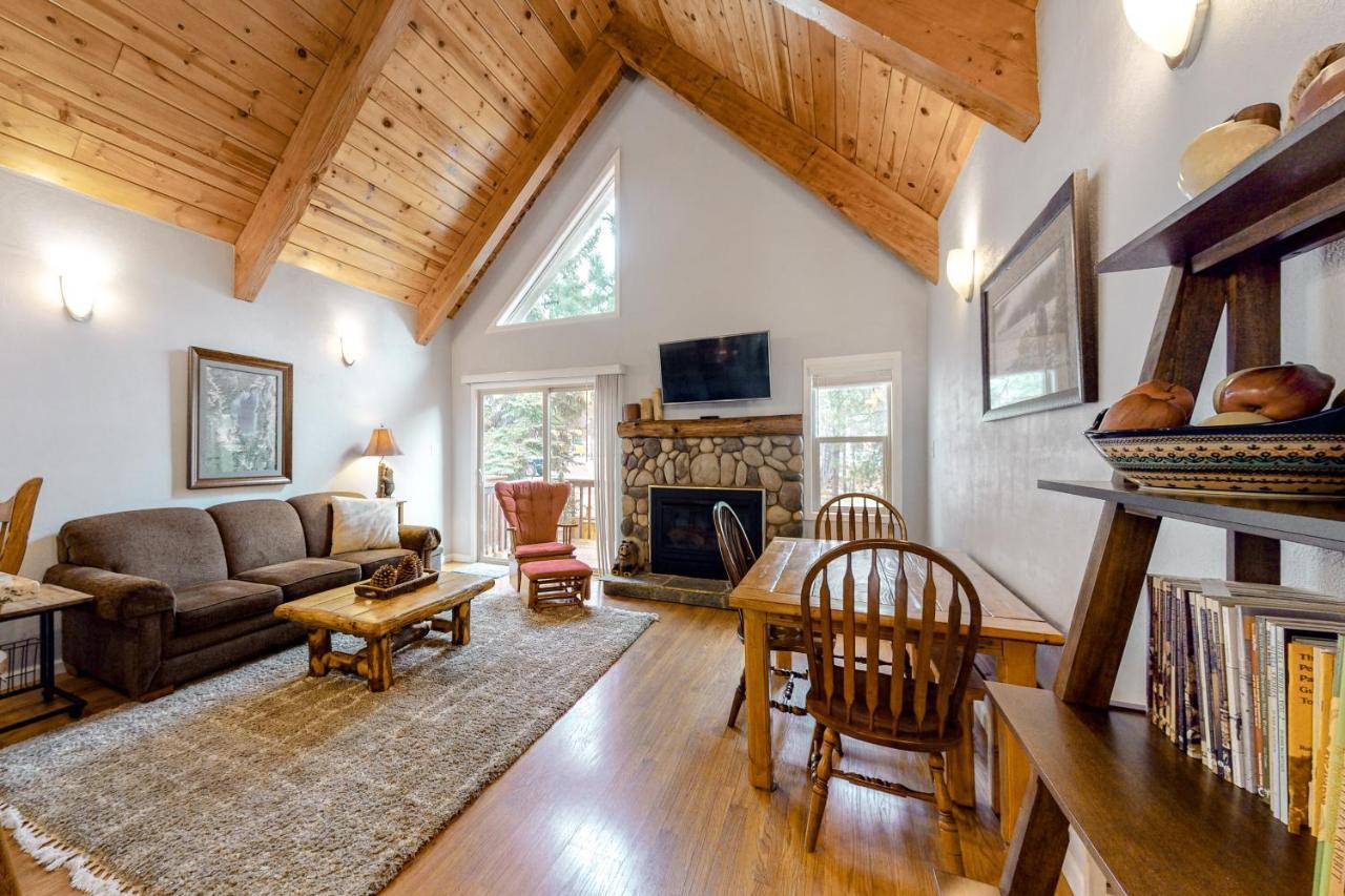 Creekside Retreat & Sierra Townhome Incline Village Ruang foto